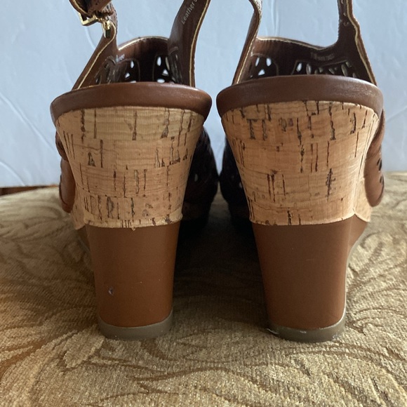 Connie NAKITA Cork Wedge woman’s sandal shoe tan brown leather upper size 7.5 🌹 - Picture 7 of 17
